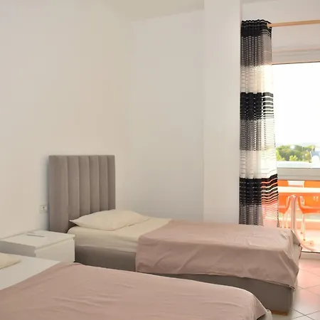 Lura 2 Homes 275 Apartamento Plazhi San Pietro